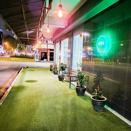 Lovita Hotel Kuantan Ngoại thất bức ảnh