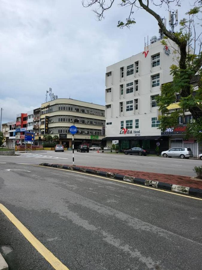 Lovita Hotel Kuantan Ngoại thất bức ảnh