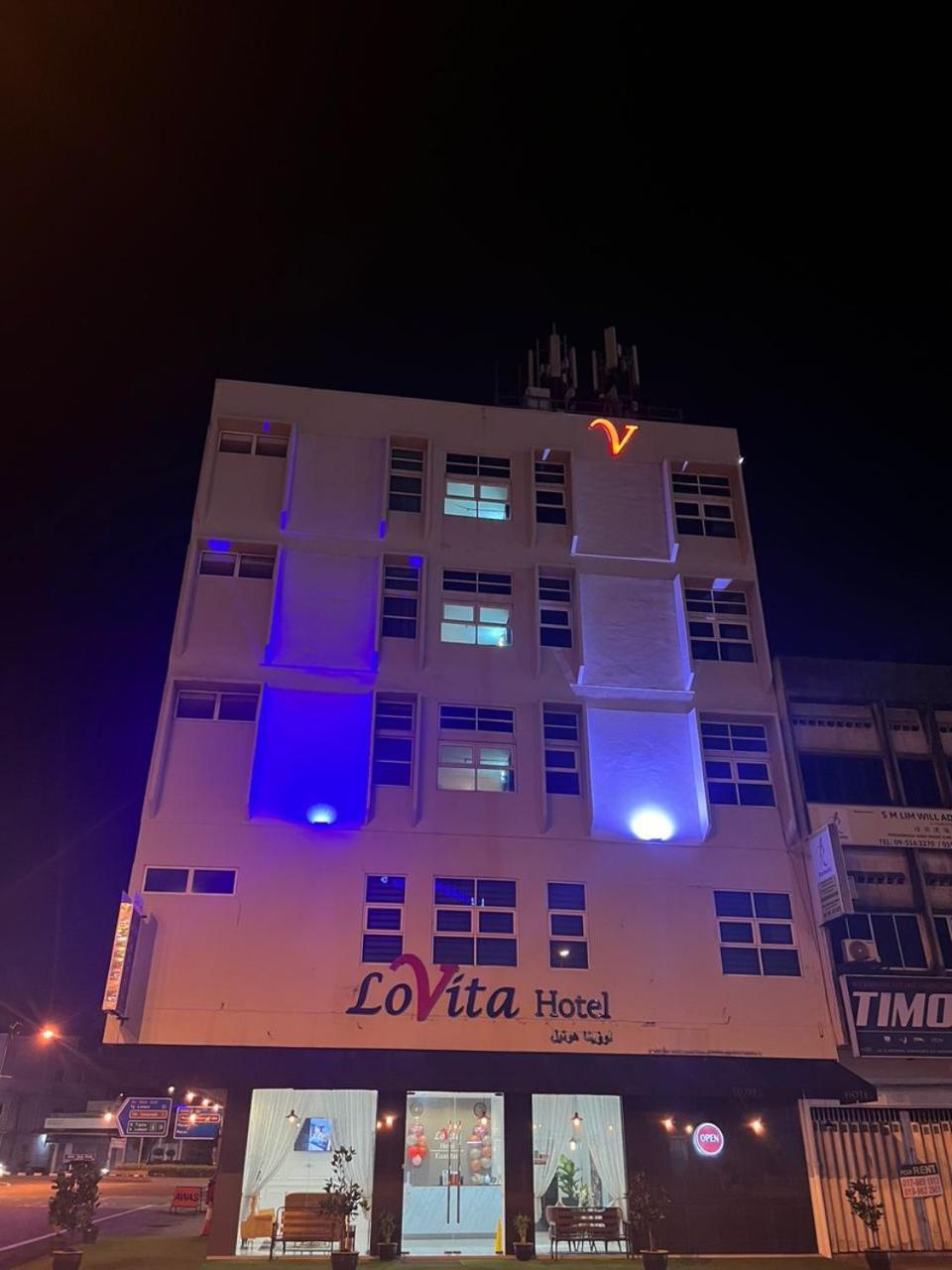 Lovita Hotel Kuantan Ngoại thất bức ảnh