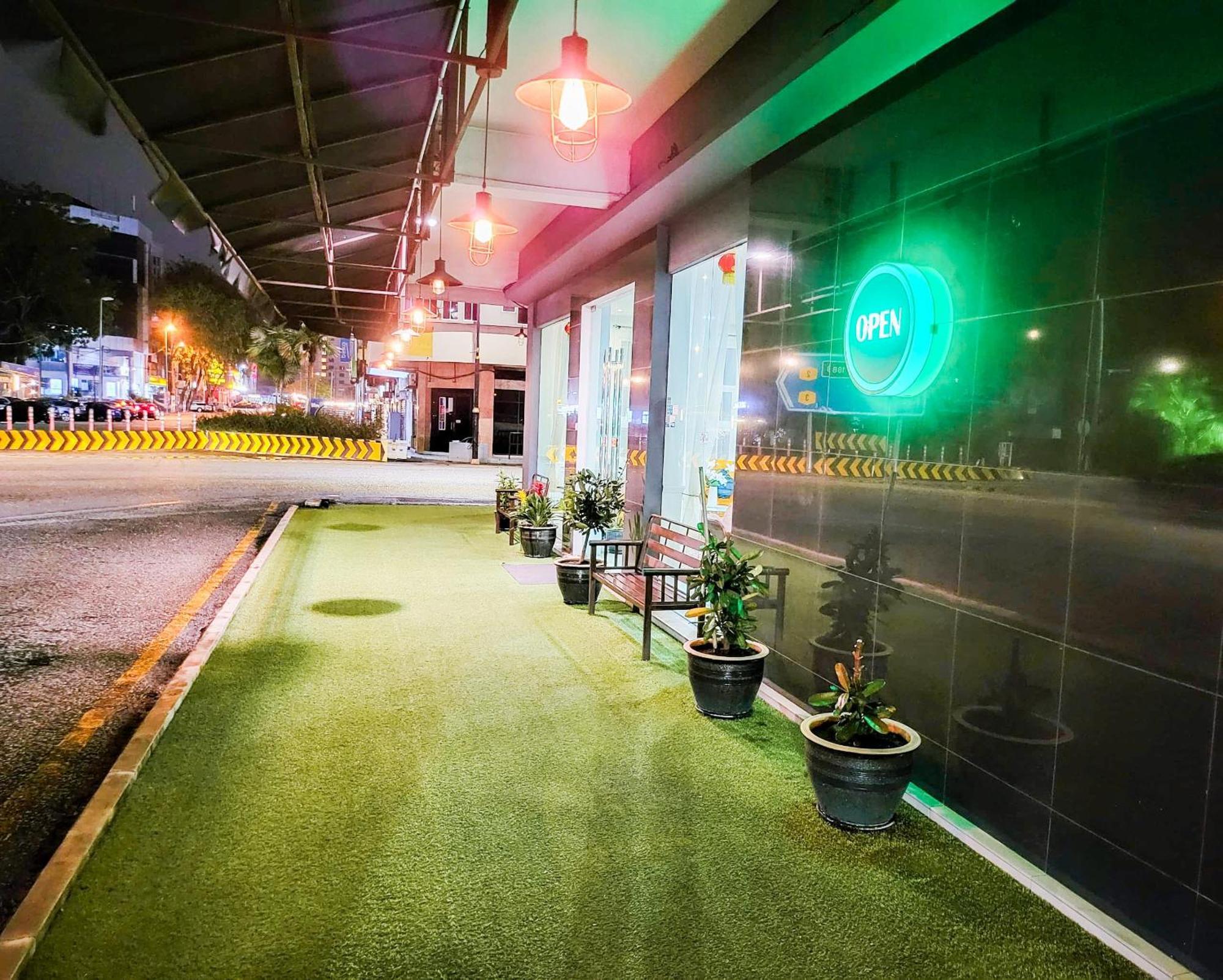 Lovita Hotel Kuantan Ngoại thất bức ảnh