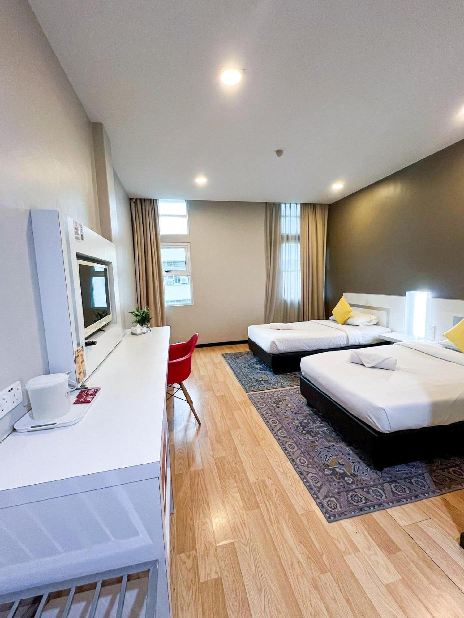 Lovita Hotel Kuantan Ngoại thất bức ảnh